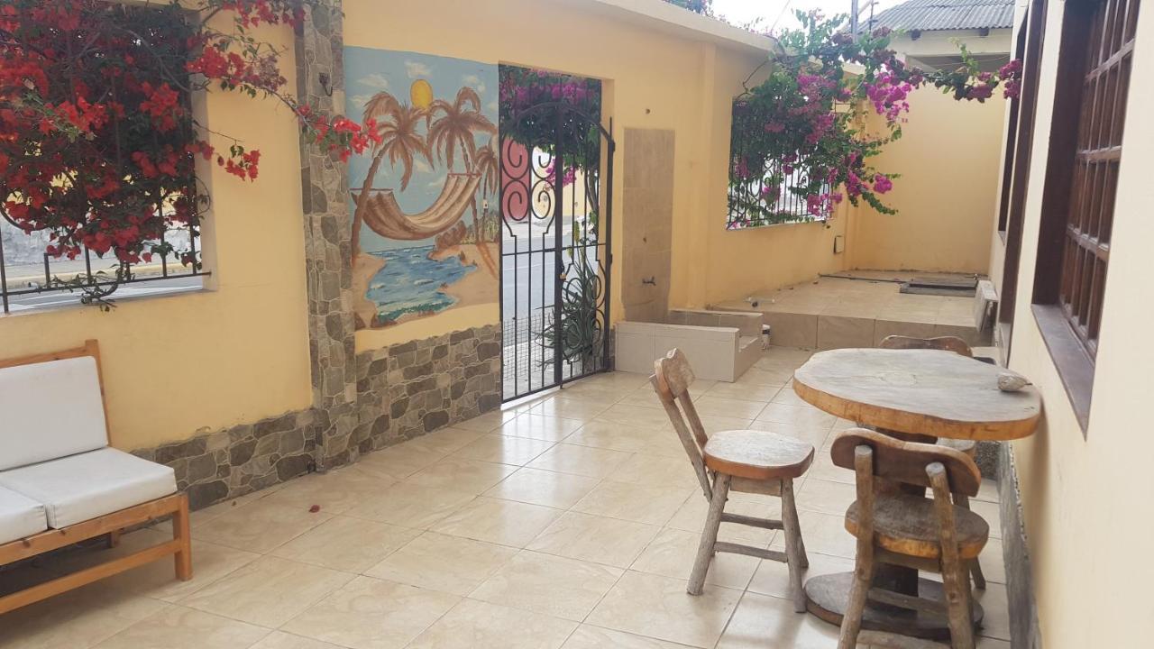 Chaqana Hostel Salinas  Exterior photo